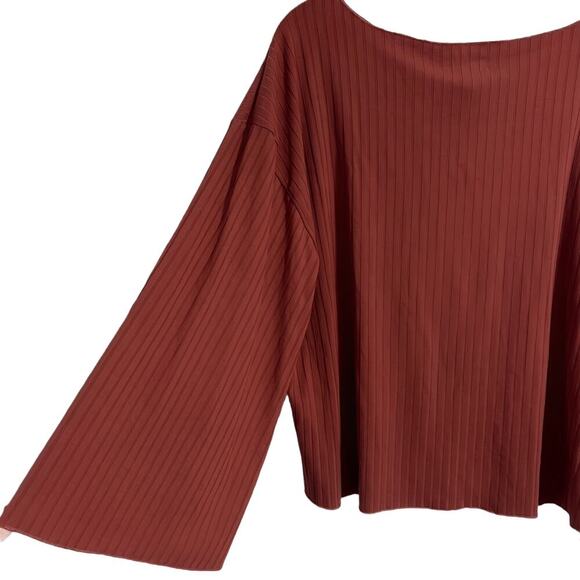 NWT Listicle Blouse Top Size Medium Dusty Rose Long Flare Sleeves Oversized - Picture 3 of 6